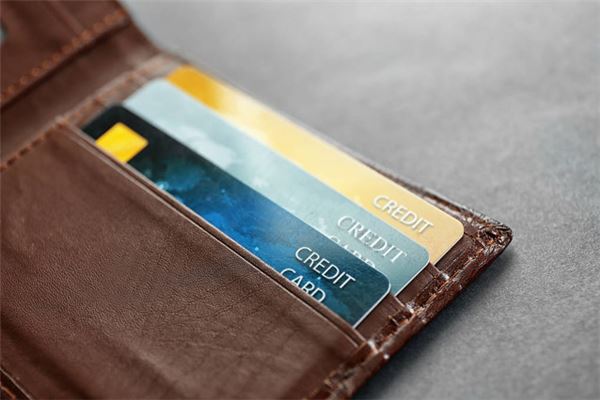 怎么计算信用卡逾期费用